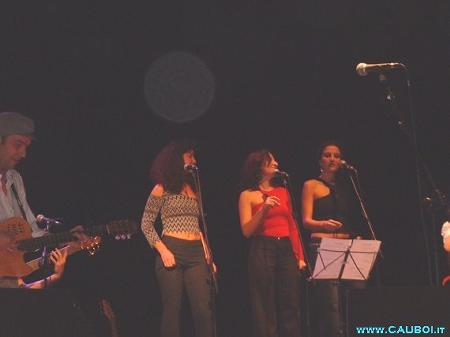 Ospiti speciali del concerto le Balentes, ovvero Stefania Liori, Lulli Lostia, Elena Nulchis